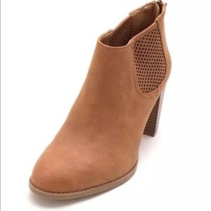 NEW Style & Co Women's Lannap Chelsea Boots